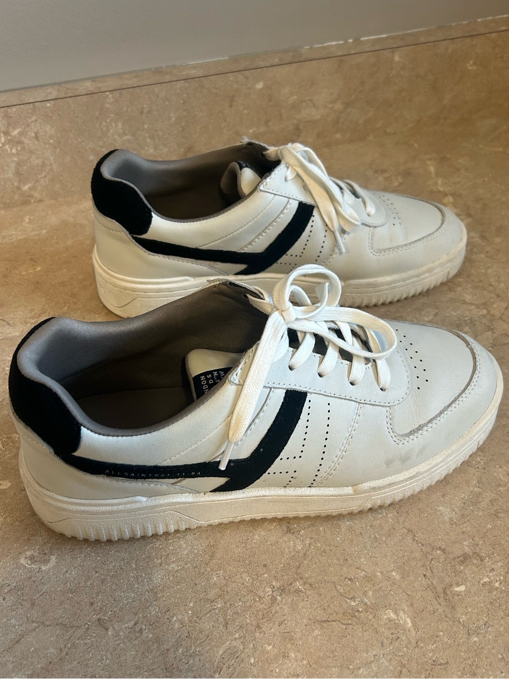 ALL SAINTS Vix low top sneaker women’s 9